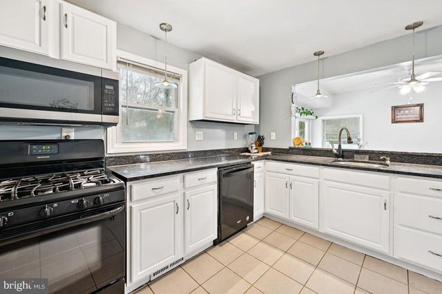 441 INDEPENDENCE DR, Burlington, NJ 08016