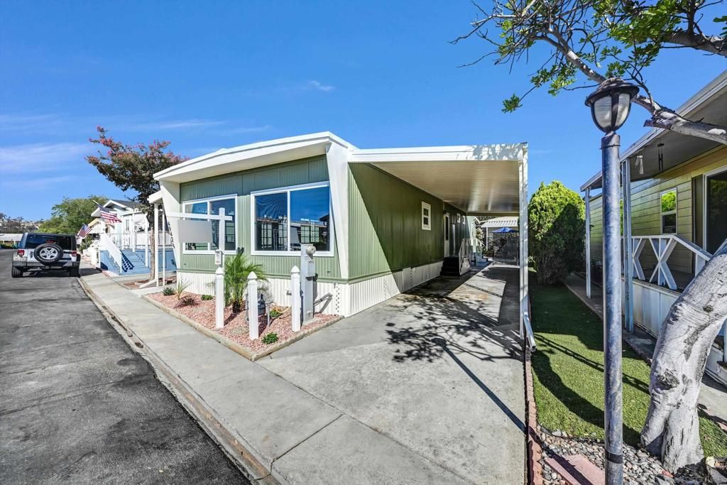 4942 1/2 Old Cliffs Rd., San Diego, CA 92120 — photo 2
