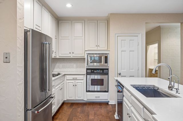 5126 Westgrove Drive 5126, Dallas, TX 75248