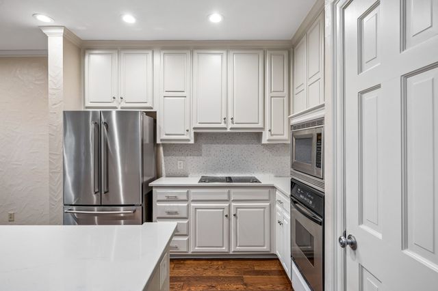 5126 Westgrove Drive 5126, Dallas, TX 75248