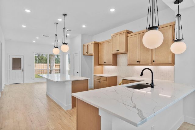 12861 Meadow Wind Way, Conroe, TX 77302