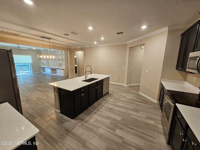 6864 CROSBY FALLS Drive, Jacksonville, FL 32222