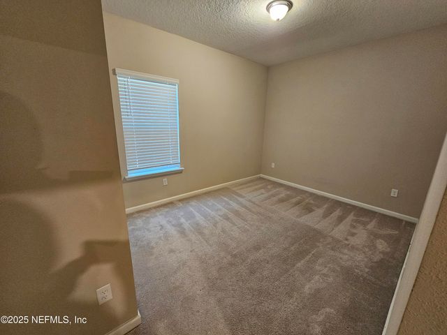 6864 CROSBY FALLS Drive, Jacksonville, FL 32222