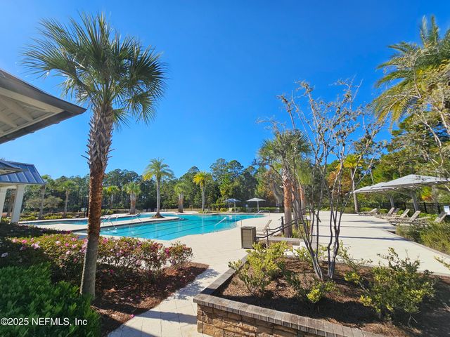 6864 CROSBY FALLS Drive, Jacksonville, FL 32222