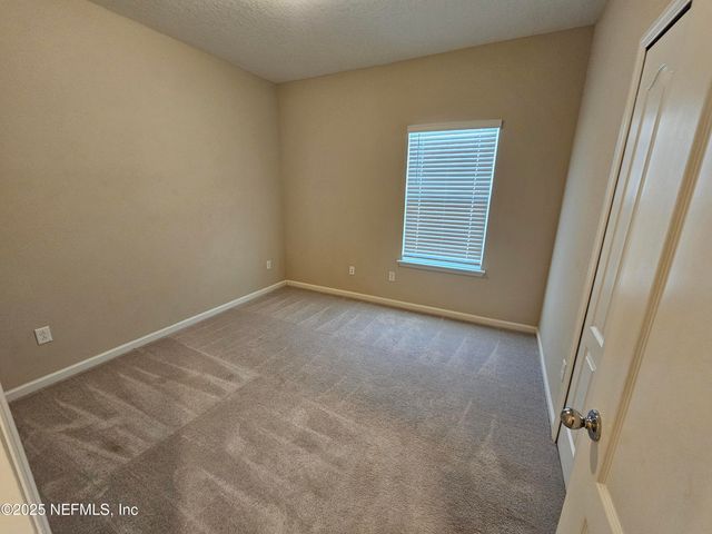 6864 CROSBY FALLS Drive, Jacksonville, FL 32222