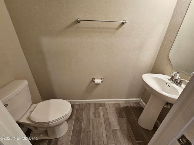 6864 CROSBY FALLS Drive, Jacksonville, FL 32222