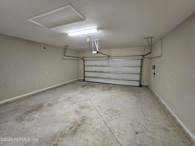 6864 CROSBY FALLS Drive, Jacksonville, FL 32222