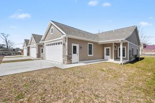 116 E Sheridan Street, Fremont, MI 49412