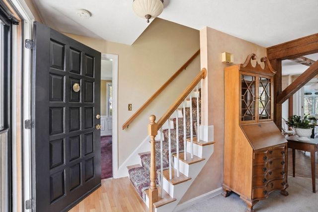 70 Elm St, Hingham, MA 02043