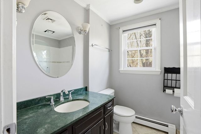 70 Elm St, Hingham, MA 02043