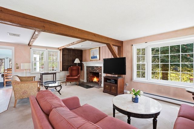 70 Elm St, Hingham, MA 02043