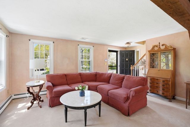 70 Elm St, Hingham, MA 02043