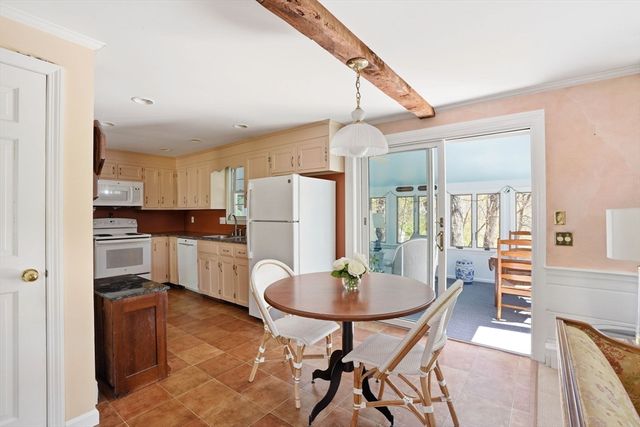 70 Elm St, Hingham, MA 02043