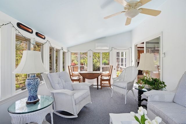 70 Elm St, Hingham, MA 02043