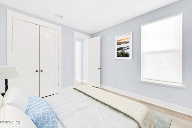 615 Longpoint Way, Panama City Beach, FL 32407