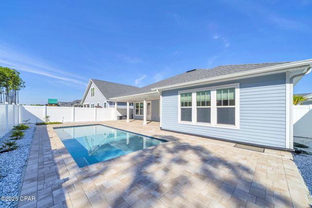 615 Longpoint Way, Panama City Beach, FL 32407