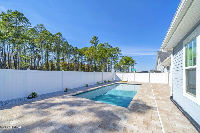 615 Longpoint Way, Panama City Beach, FL 32407