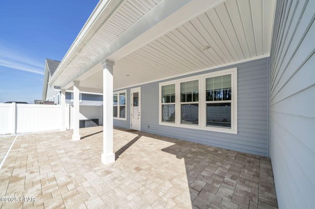 615 Longpoint Way, Panama City Beach, FL 32407