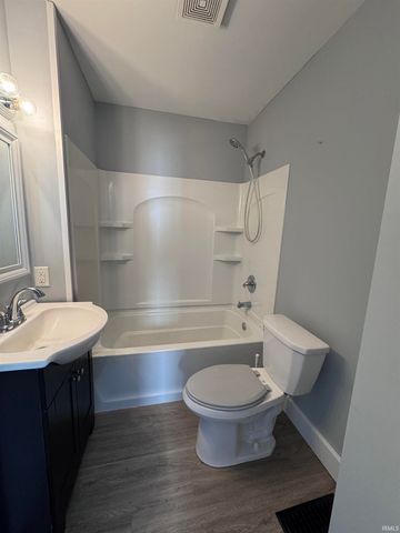 1406 Pemberton Drive, Fort Wayne, IN 46805