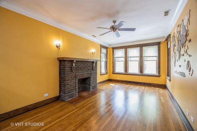 256 Pleasant Street 2, Oak Park, IL 60302