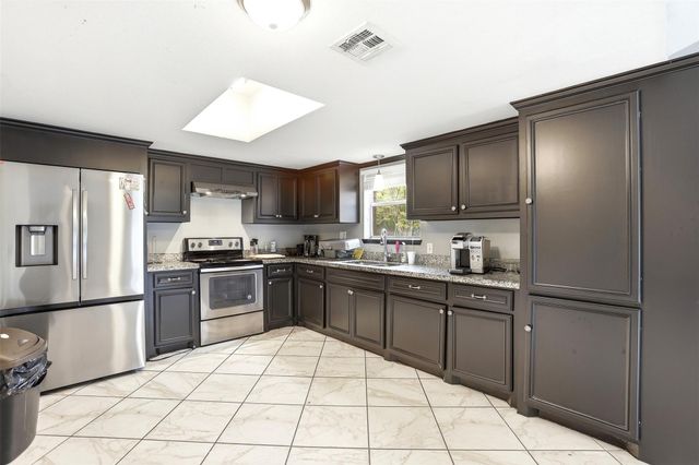 21818 Forest Glade Drive, Humble, TX 77338