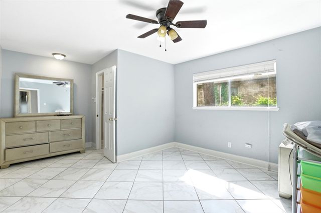 21818 Forest Glade Drive, Humble, TX 77338