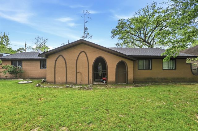 21818 Forest Glade Drive, Humble, TX 77338