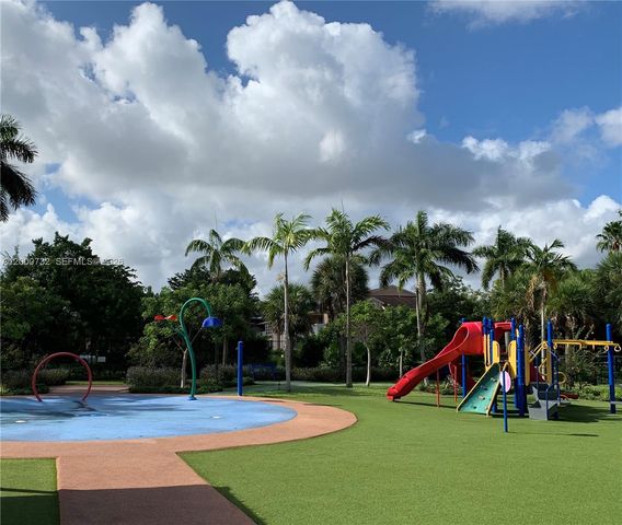 4530 NW 102nd Ct, Doral, FL 33178