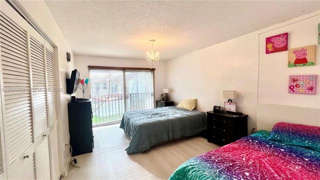 4530 NW 102nd Ct, Doral, FL 33178