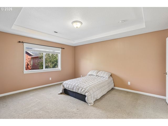4617 Se TEAKWOOD St, Hillsboro, OR 97123