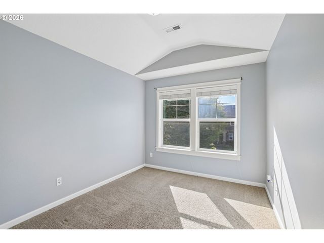 4617 Se TEAKWOOD St, Hillsboro, OR 97123