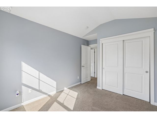 4617 Se TEAKWOOD St, Hillsboro, OR 97123