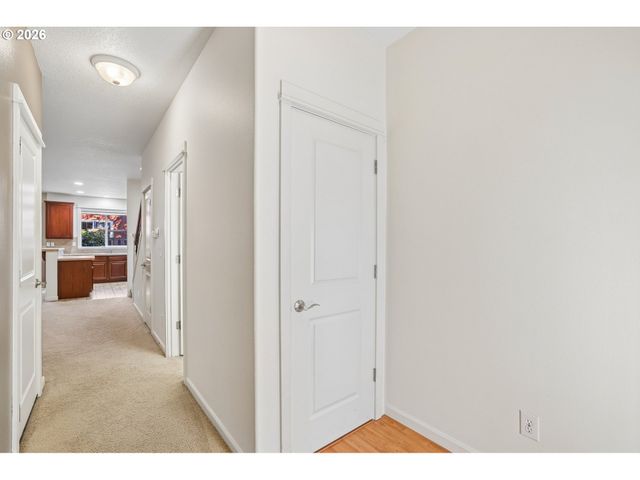 4617 Se TEAKWOOD St, Hillsboro, OR 97123