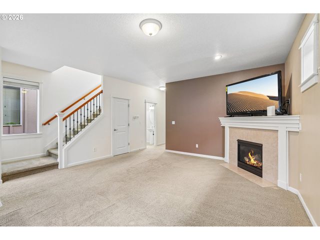 4617 Se TEAKWOOD St, Hillsboro, OR 97123