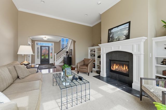 7827 Inverness Lakes Trail, Fort Wayne, IN 46804