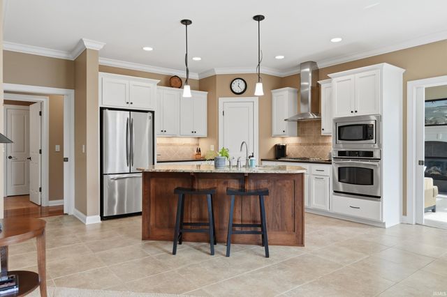 7827 Inverness Lakes Trail, Fort Wayne, IN 46804