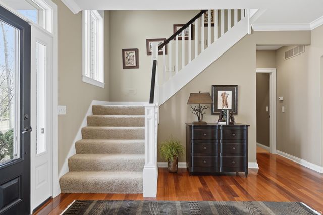 7827 Inverness Lakes Trail, Fort Wayne, IN 46804