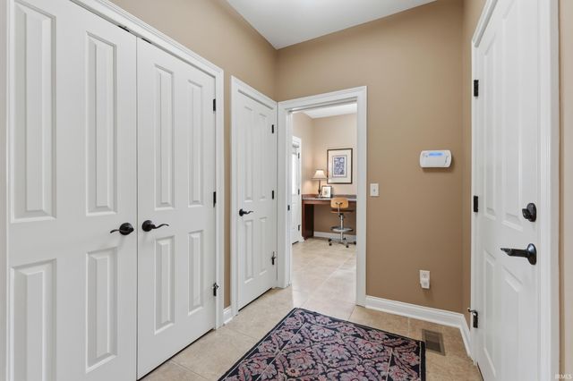 7827 Inverness Lakes Trail, Fort Wayne, IN 46804