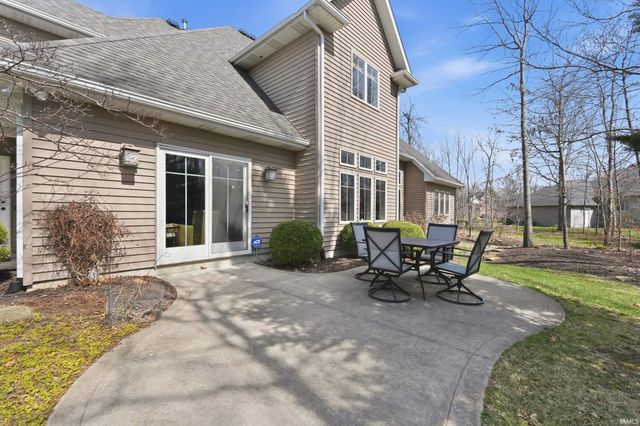 7827 Inverness Lakes Trail, Fort Wayne, IN 46804