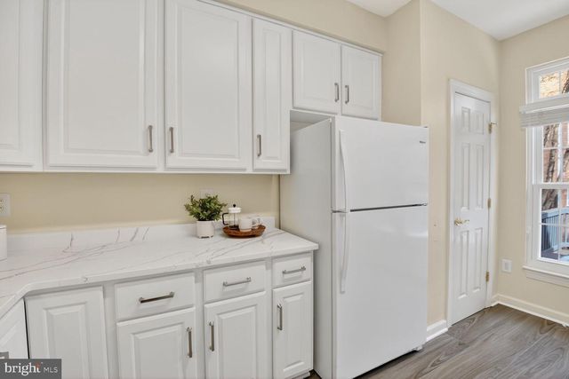 13766 LAMBERTINA PL, Rockville, MD 20850