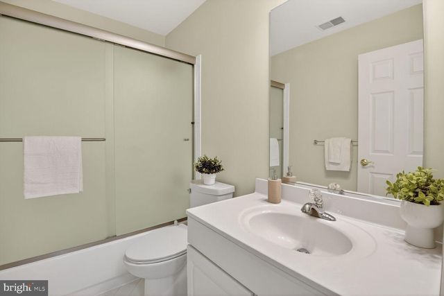 13766 LAMBERTINA PL, Rockville, MD 20850