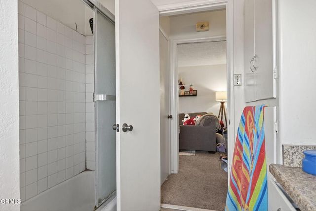 3300 3302 San Luis Street, Ventura, CA 93003