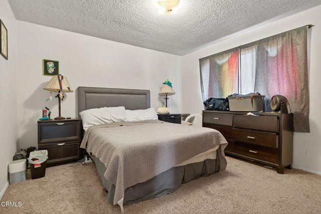 3300 3302 San Luis Street, Ventura, CA 93003