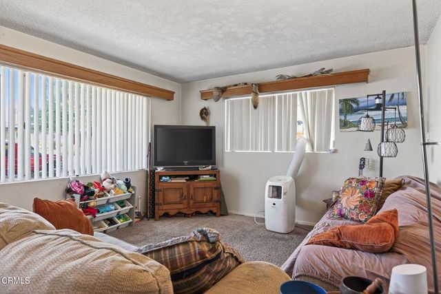 3300 3302 San Luis Street, Ventura, CA 93003