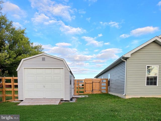 43 ARMOUR ST, Houston, DE 19954