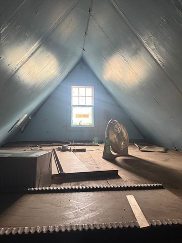 10 Sycamore Rd, Wrentham, MA 02093