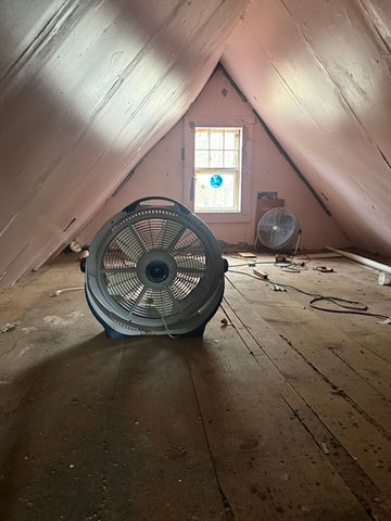 10 Sycamore Rd, Wrentham, MA 02093