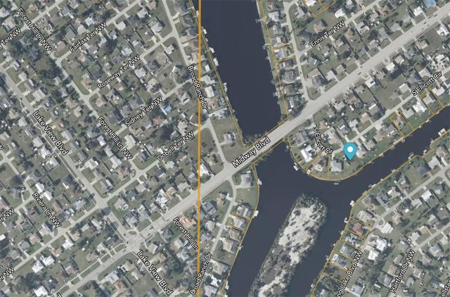 783 ELLICOTT CIRCLE NW, Port Charlotte, FL 33952