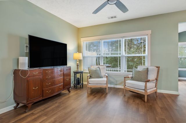 1088 Somerset Springs Dr, Spring Hill, TN 37174