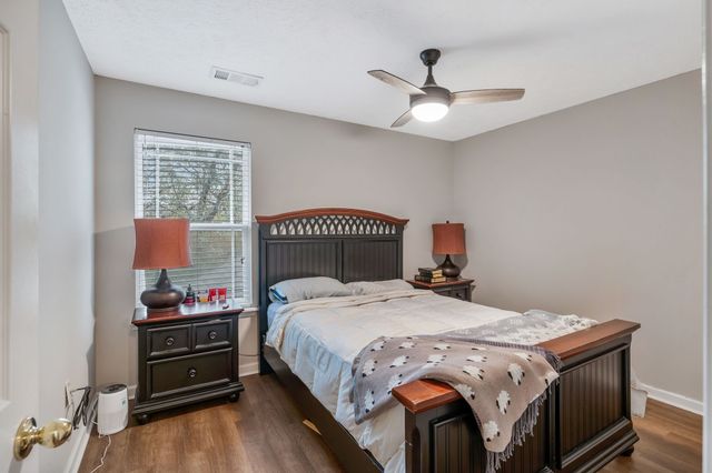 1088 Somerset Springs Dr, Spring Hill, TN 37174